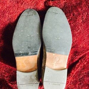 Vintage Shoes - Light Brown Suede Chelsea Boots Vintage Shoes - Light Brown Suede Chelsea Boots